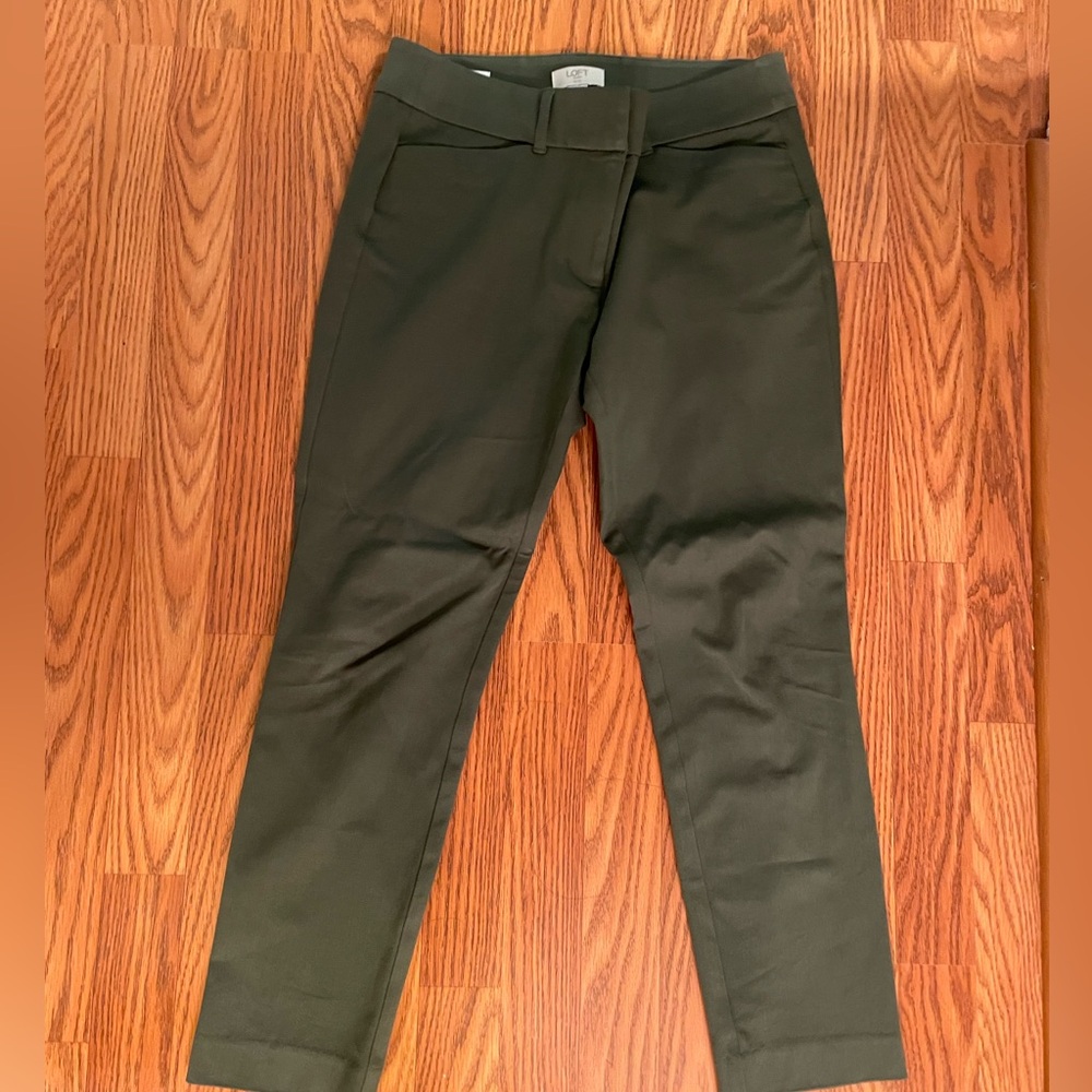 Loft petite olive green skinny ankle pants